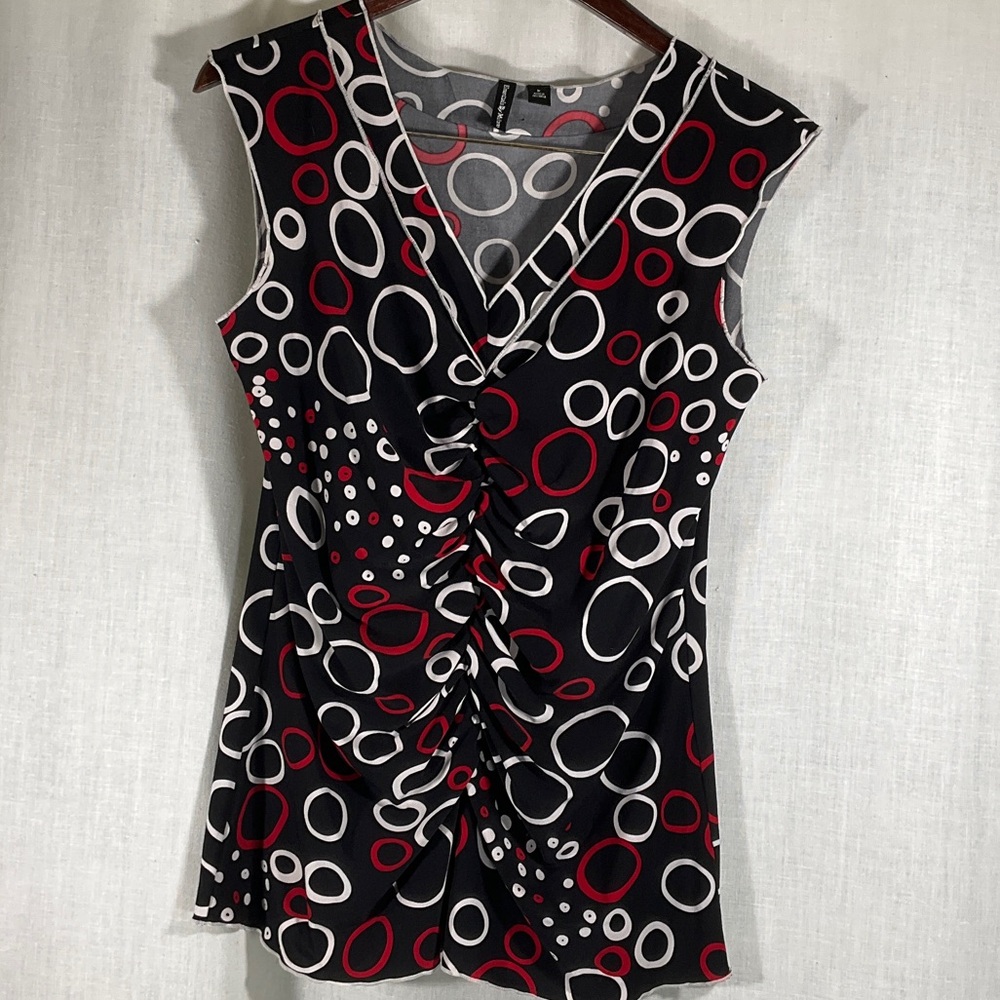 Essentials by Milano Black and Red Circle Blouse-Size Medium